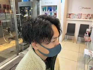 ミディアム パーマ メンズ 韓国風メンズ/毛流れ ヘアなら須田龍世のヘアスタイル