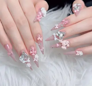ネイル Lenie Nail Okuboのネイルデザイン