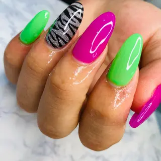 ネイル Nail Salon & MORE.のネイルデザイン
