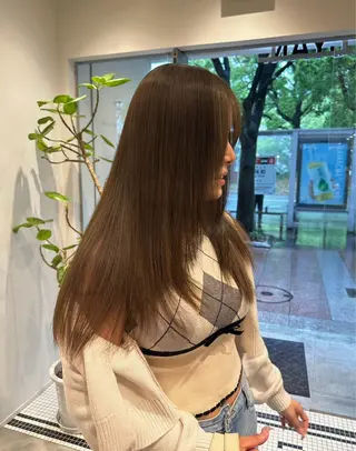 カラー cyan. 矢場町店所属・崎久保 優菜のヘアスタイル