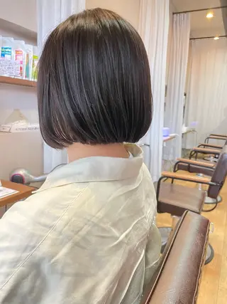 ショート カラー  ︎︎ YUWAのヘアスタイル