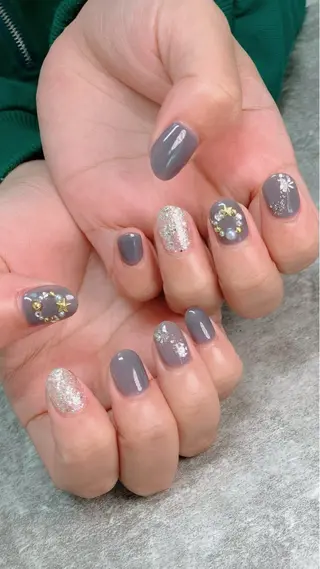 ネイル haleyume所属・shino🌟 痛ネイルのネイルデザイン