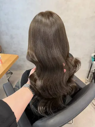 セミロング カラー ヘアアレンジ レイヤー×透明感カラ ーHAYATOのヘアスタイル