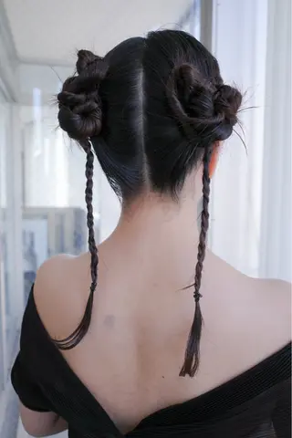 ロング ヘアアレンジ tukka soin KOBE所属・NAGI ヘアメイクのヘアスタイル