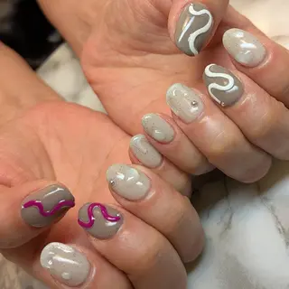 ネイル ジェヌインネイル 河内のネイルデザイン