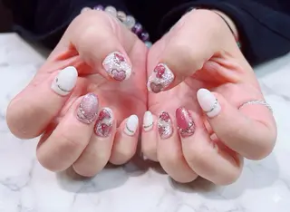 ネイル ティーエヌ 金山駅東口店のネイルデザイン