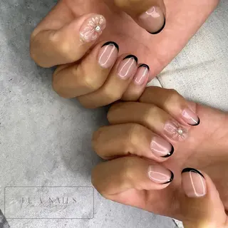 ネイル LE'A NAILSのネイルデザイン