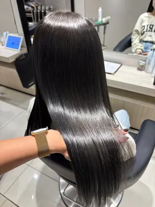 ロング カラー 🫧うる艶ハイトーン 🫧💘サヤ💘のヘアスタイル