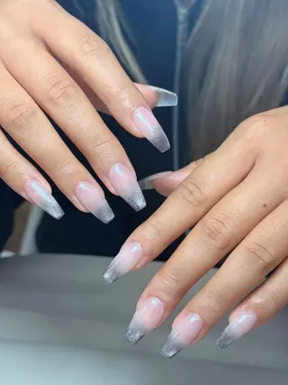 ネイル JINIE689 ジンのネイルデザイン