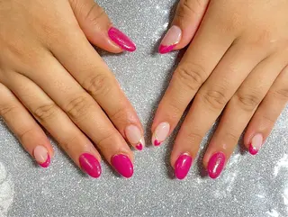 ネイル VIERU 🌈🎀💖のネイルデザイン