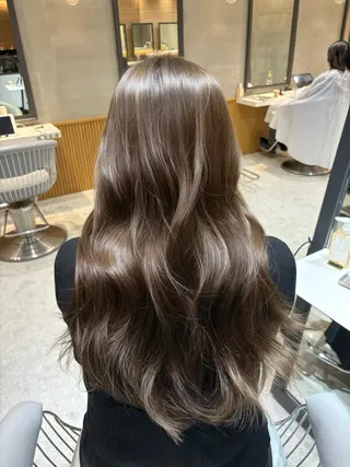 ロング イウラ ショウヤのヘアスタイル