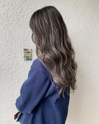 ロング eye エクステ専門店Rのヘアスタイル