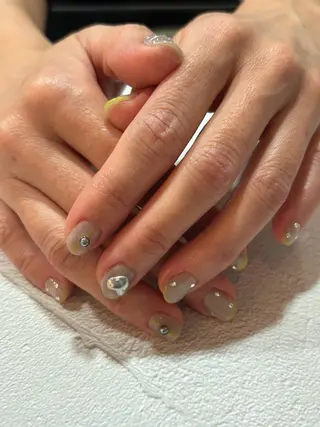 ネイル KAMIANYUIYA Nail LAB 【カミアンユイヤネイルラボ所属・金澤 藍のネイルデザイン