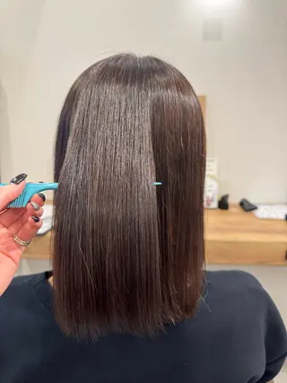 ミディアム 鈴木 陽菜のヘアスタイル