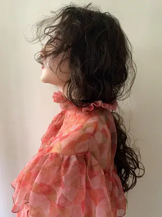 ロング LOREN＋透明感 オリーブhirokoのヘアスタイル