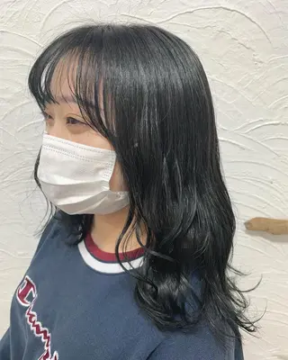セミロング カラー パーマ 菅野 愛のヘアスタイル