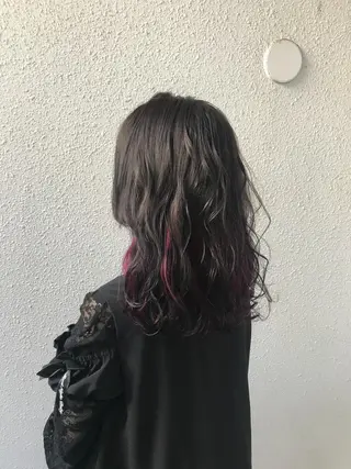 ミディアム カラー インナーカラー/天神 ブリーチ/吉田のヘアスタイル