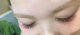 マツエク・マツパ 眉毛まつ毛専門店 uralogeのマツエク・マツパデザイン