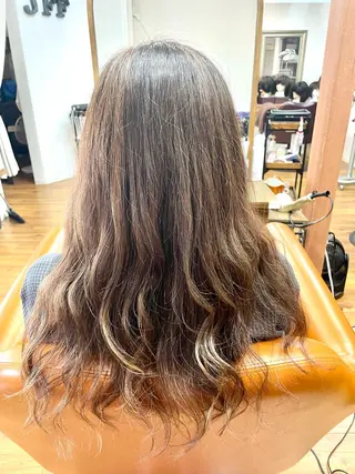 ロング カラー 美容室 Jフィドルファドル所属・わきた かずなのヘアスタイル