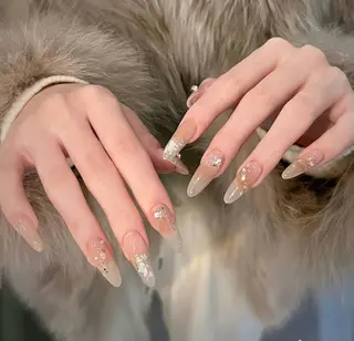 ネイル More Glam渋谷店のネイルデザイン