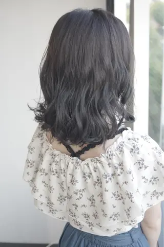 ミディアム カラー 🌈ディレクター🌈 徳松優希のヘアスタイル