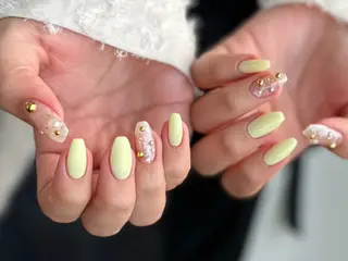 ネイル 新山 聖のネイルデザイン