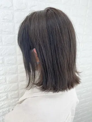 ミディアム 高木 麻知子のヘアスタイル