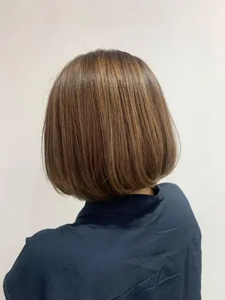 ショート カラー ヘアアレンジ 近藤千翔🩵 髪質改善Periodのエステ・リラクイメージ