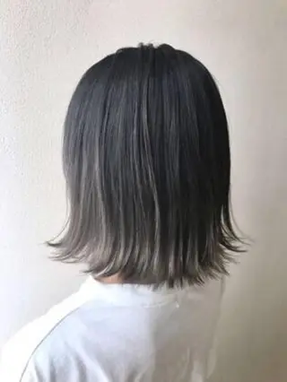 カラー 岩橋 健人のヘアスタイル