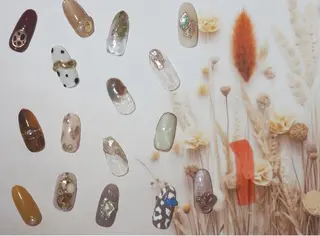 ネイル Ruby Crownのネイルデザイン