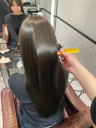 ロング カラー MINX 野村実莉 カット/パーマのヘアスタイル