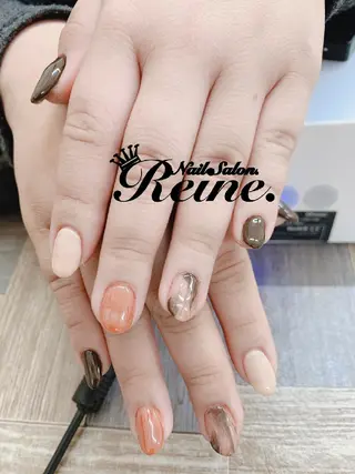 ネイル Nailsalon Reine所属・玉栄 伶奈のネイルデザイン