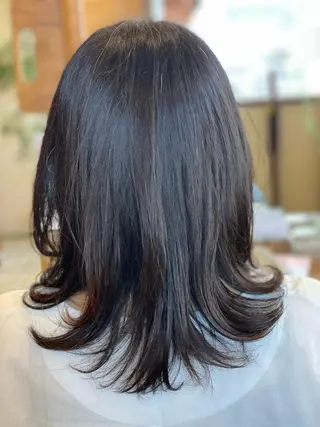 ミディアム カラー fairytale アロマ&ヘアサロンのヘアスタイル