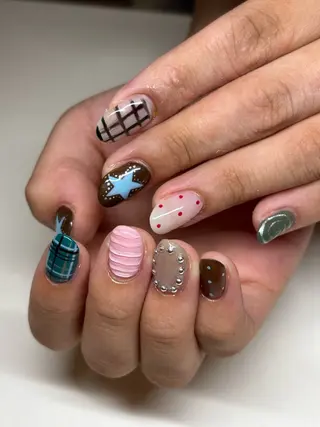 ネイル un.  private nail salon所属・un.private nail salonのネイルデザイン