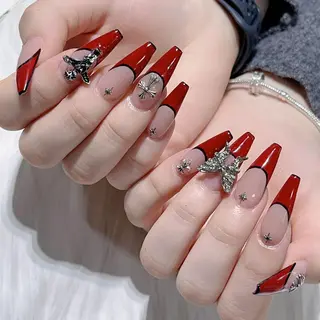 ネイル Queen‘s なんのネイルデザイン