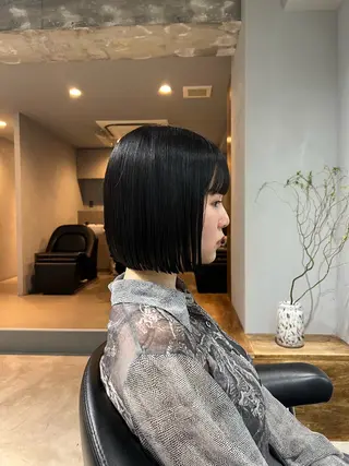 ショート カラー ALLY(アリー)所属・akane/ボブ /オリーブ/ブラウンのヘアスタイル