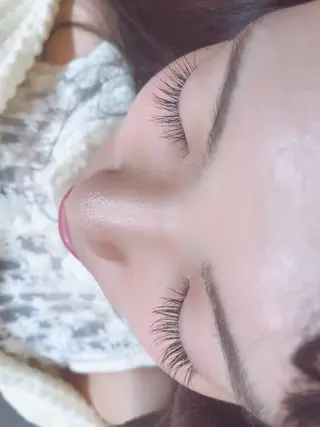 マツエク・マツパ 磧本 祐里恵のヘアスタイル