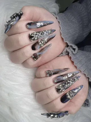 ネイル Lee Nailsのネイルデザイン