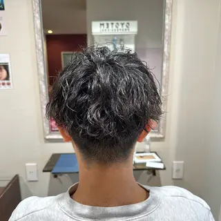 ショート パーマ メンズ 柔らかいcolor ￤韓国￤🩰マユ🩰のヘアスタイル