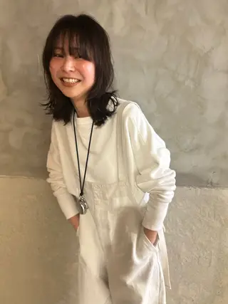 ミディアム カラー さの あやねのヘアスタイル