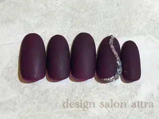 ネイル デザインサロン attra 本八幡店のネイルデザイン