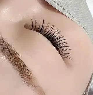 マツエク・マツパ &me beautyのネイルデザイン