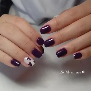 ネイル ラヴィアン ローズのネイルデザイン