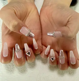 ネイル AZNAIL matsudaのネイルデザイン