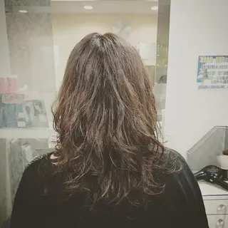 セミロング パーマ beel【ベエル】所属・beel 【ベエル】のヘアスタイル