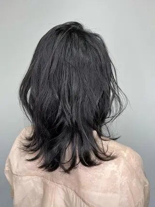 ミディアム ヘアアレンジ ウスイマイコ カット/ケアカラーのヘアスタイル