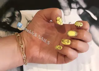 ネイル 4tunekick NAILS(フォーチュンキックネイルズ)所属・光森 淳子のネイルデザイン