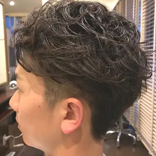 ショート パーマ メンズ 永作 真司のヘアスタイル