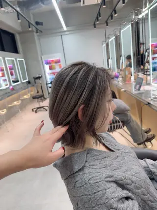 ミディアム カラー ヘアアレンジ ARIA💎縮毛矯正 ブリーチ💎複雑履歴のヘアスタイル