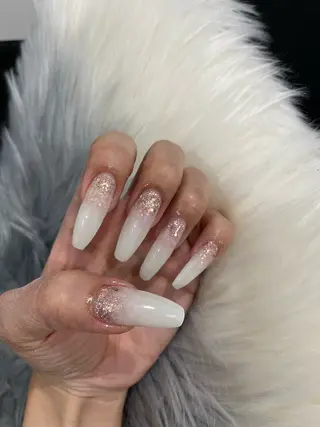 ネイル Raviliss ♡のネイルデザイン